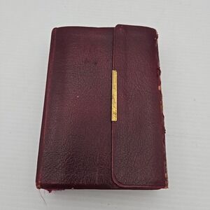 Holy Bible King James‎ Version Red Letter  1981 Red Latching Hardcover